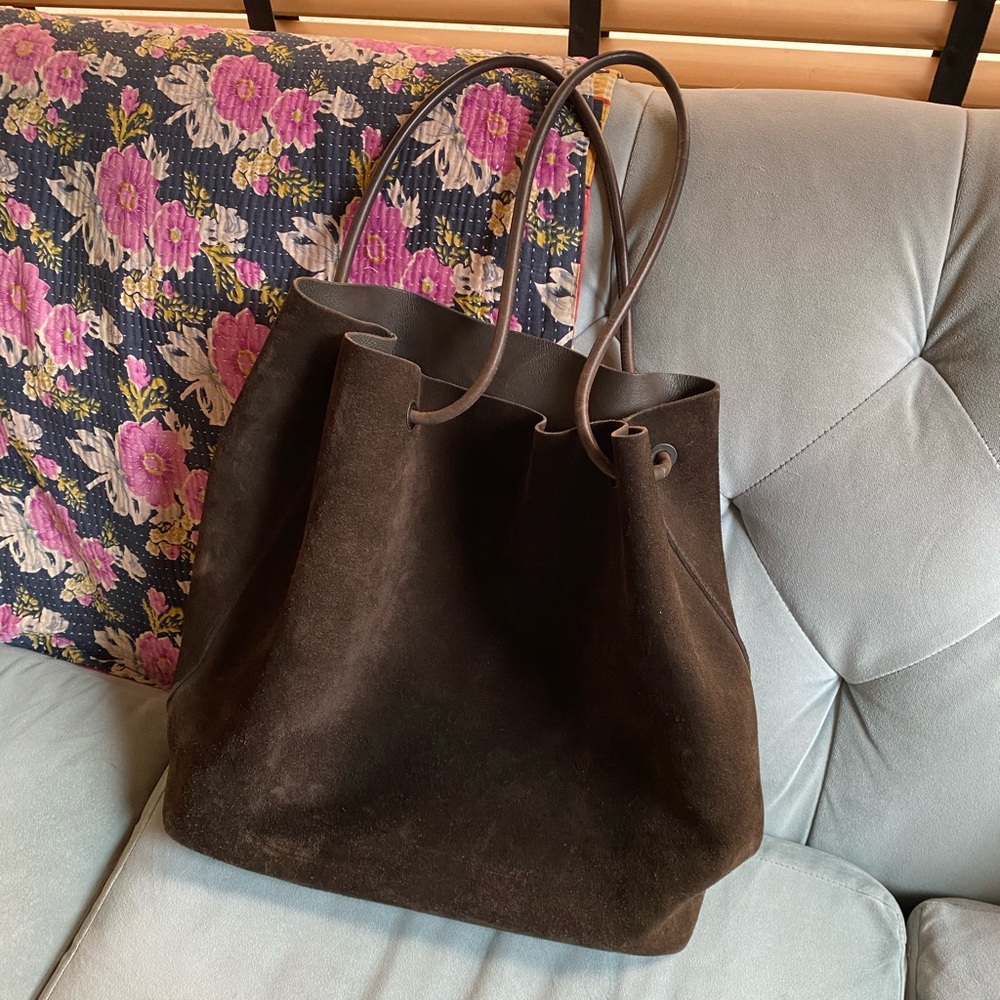 Brown suede Gucci tote bag